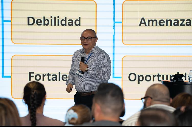 MAS Business - Gustavo Sanchez